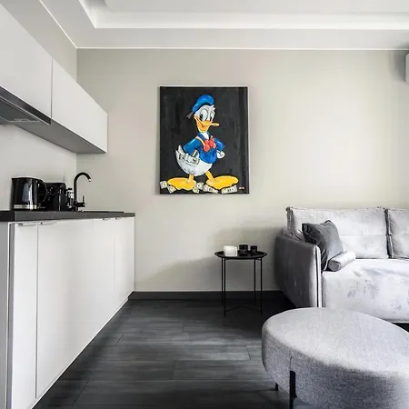 Grey House * 바르샤바